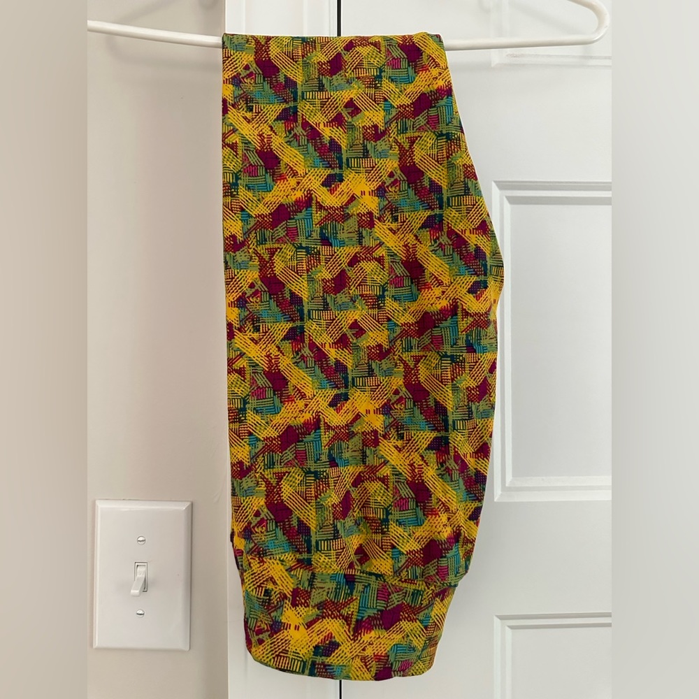 LuLaRoe Patterned Leggings